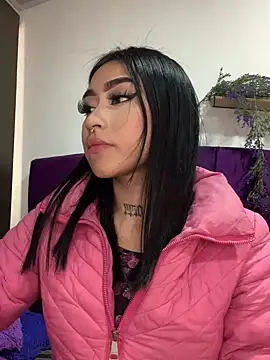 Natasha 22z online show from 12-17-24, 07:26