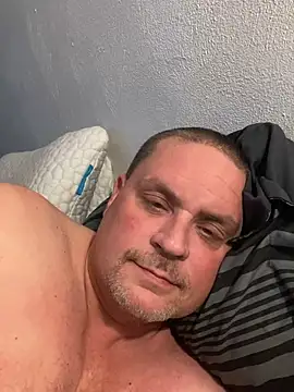 Snapshot of alwayshorny4you chatting on 03-02-25, 05:01 alwayshorny4you online show from 03-02-25, 05:01