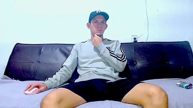 Snapshot of meridandwither chatting on 12-04-24, 10:13 meridandwither online show from 12-04-24, 10:13