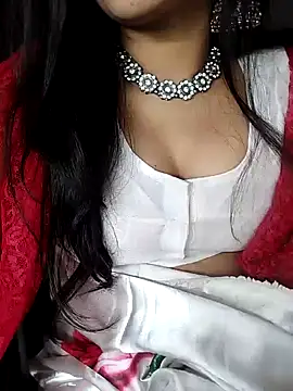 Snapshot of karishma chatting on 12-30-24, 06:49 karishma online show from 12-30-24, 06:49