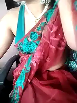 Snapshot of karishma chatting on 03-17-25, 02:56 karishma online show from 03-17-25, 02:56