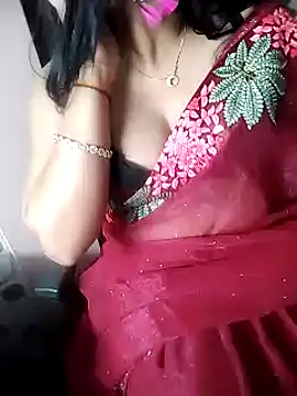 Snapshot of karishma chatting on 03-18-25, 11:20 karishma online show from 03-18-25, 11:20