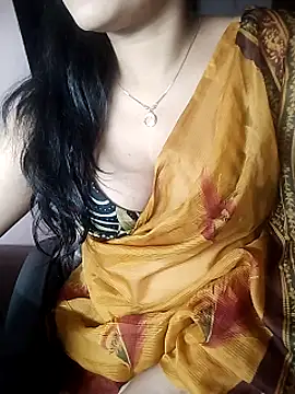 Snapshot of karishma chatting on 03-21-25, 08:50 karishma online show from 03-21-25, 08:50