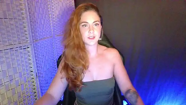 KayleyxEmily online show from 10-11-25, 07:56