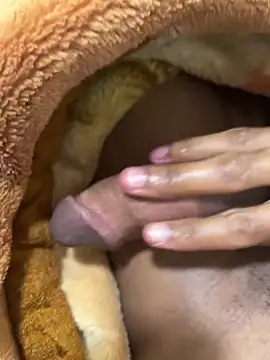 Snapshot of lovedildo1 chatting on 11-09-25, 12:31 lovedildo1 online show from 11-09-25, 12:31