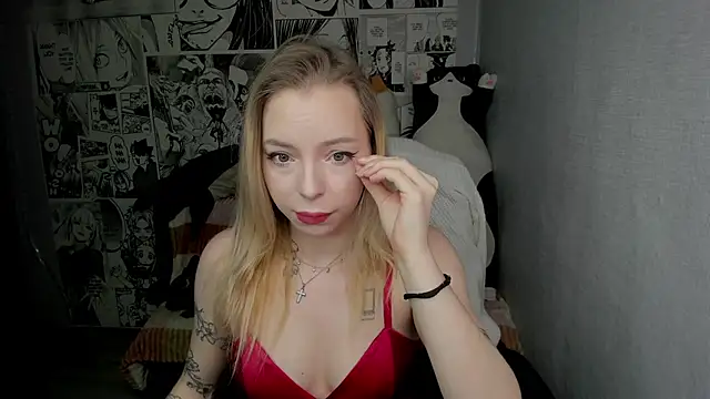 Snapshot of Martha_Cameron chatting on 02-11-25, 10:18 Martha Cameron online show from 02-11-25, 10:18