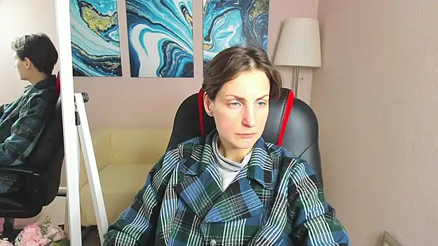 AuroraScript online show from 02-08-25, 06:55