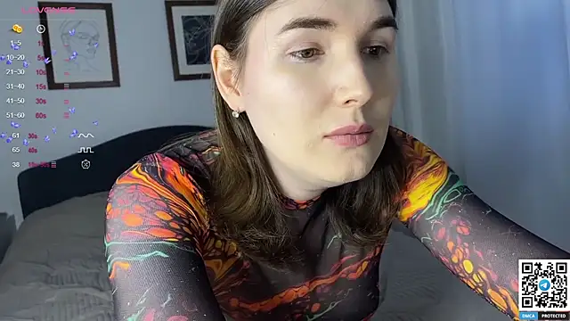 Maria Bowie online show from 12-19-24, 12:23