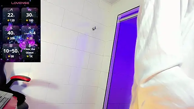 Gabyqueen70 online show from 12-31-24, 03:34