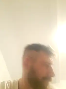 Snapshot of benalexa1992 chatting on 03-09-26, 08:24 benalexa1992 online show from 03-09-26, 08:24