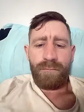 Snapshot of benalexa1992 chatting on 04-10-26, 08:35 benalexa1992 online show from 04-10-26, 08:35