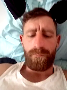 Snapshot of benalexa1992 chatting on 04-14-26, 11:16 benalexa1992 online show from 04-14-26, 11:16