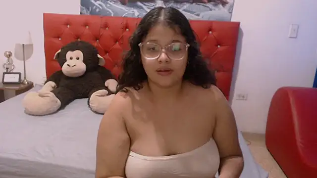 Snapshot of angel_barbie_1 chatting on 02-08-25, 02:16 angel barbie 1 online show from 02-08-25, 02:16