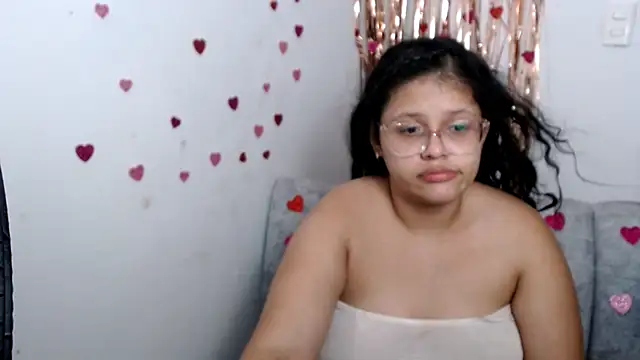 Snapshot of angel_barbie_1 chatting on 02-22-25, 02:08 angel barbie 1 online show from 02-22-25, 02:08