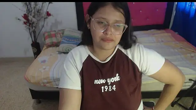 Snapshot of angel_barbie_1 chatting on 09-22-25, 03:36 angel barbie 1 online show from 09-22-25, 03:36