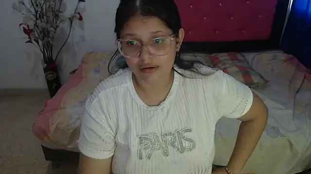 Snapshot of angel_barbie_1 chatting on 10-18-25, 03:13 angel barbie 1 online show from 10-18-25, 03:13