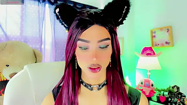 Snapshot of dollswit01 chatting on 02-09-25, 01:25 dollswit01 online show from 02-09-25, 01:25