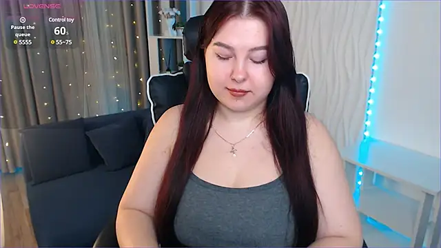 EffyEvansy online show from 02-06-25, 10:26