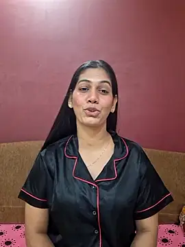 Garima G online show from 11-23-25, 05:35