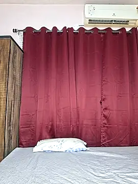 Garima G online show from 11-25-25, 03:56