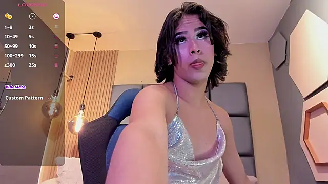 HOTTY RED  online show from 12-24-24, 06:28