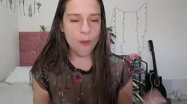 Snapshot of Serenity chatting on 01-28-25, 10:56 Serenity online show from 01-28-25, 10:56