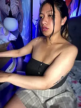 Im Little online show from 12-02-24, 06:41