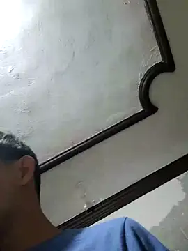 charlesss19 online show from 11-08-25, 12:05