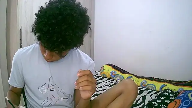 Snapshot of sexy_diamante_ chatting on 10-26-25, 06:03 sexy diamante online show from 10-26-25, 06:03