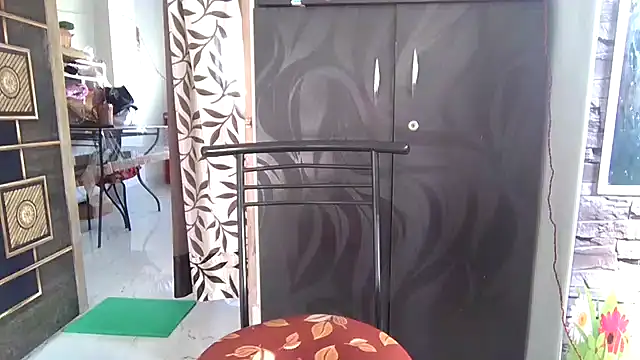 Snapshot of sexy-honey09 chatting on 10-14-25, 08:59 sexy-honey09 online show from 10-14-25, 08:59