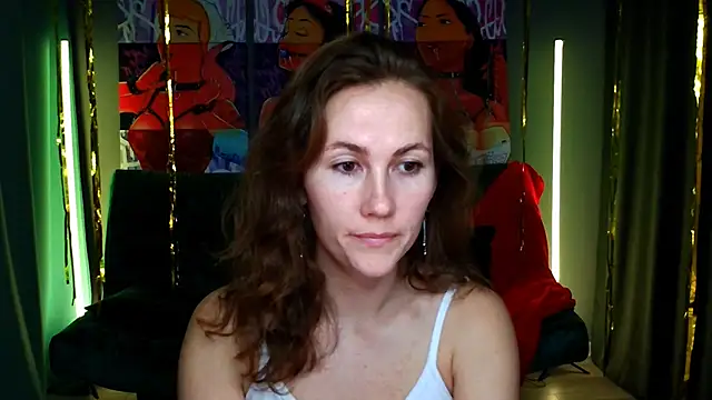 Snapshot of MichelleOrtis chatting on 12-22-24, 04:38 MichelleOrtis online show from 12-22-24, 04:38