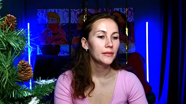 Snapshot of MichelleOrtis chatting on 12-24-24, 04:40 MichelleOrtis online show from 12-24-24, 04:40