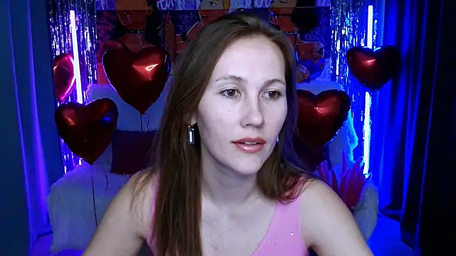 Snapshot of MichelleOrtis chatting on 02-19-25, 01:17 MichelleOrtis online show from 02-19-25, 01:17