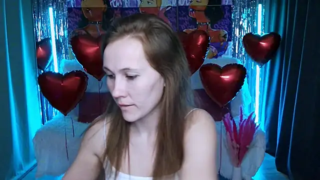 Snapshot of MichelleOrtis chatting on 02-19-25, 04:22 MichelleOrtis online show from 02-19-25, 04:22