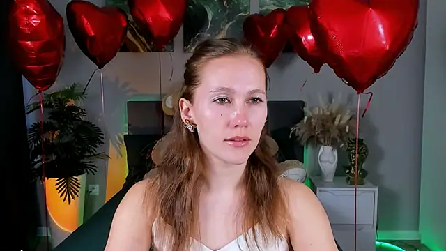 Snapshot of MichelleOrtis chatting on 03-01-25, 01:40 MichelleOrtis online show from 03-01-25, 01:40