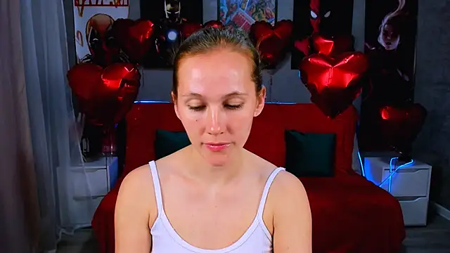 Snapshot of MichelleOrtis chatting on 03-15-25, 07:48 MichelleOrtis online show from 03-15-25, 07:48