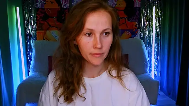 Snapshot of MichelleOrtis chatting on 03-20-25, 10:29 MichelleOrtis online show from 03-20-25, 10:29