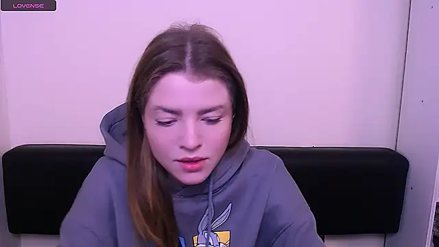 Snapshot of MissOliviaa_ chatting on 01-21-25, 07:58 MissOliviaa online show from 01-21-25, 07:58