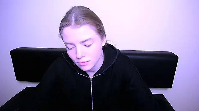 Snapshot of MissOliviaa_ chatting on 01-31-25, 02:49 MissOliviaa online show from 01-31-25, 02:49