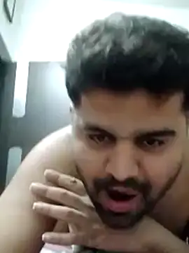 Snapshot of Happyman300 chatting on 11-21-25, 11:25 Happyman300 online show from 11-21-25, 11:25