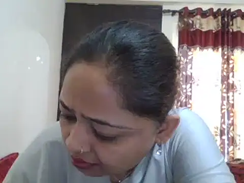 Snapshot of manvi199407 chatting on 03-12-25, 12:15 manvi199407 online show from 03-12-25, 12:15