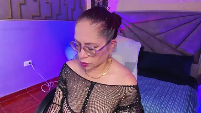 Snapshot of maria_paulac chatting on 10-16-25, 05:41 maria paulac online show from 10-16-25, 05:41