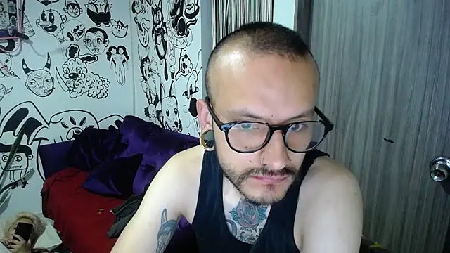 tatouagendecouple online show from 01-14-25, 12:35