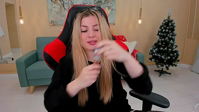 HelenaMorgan online show from 12-18-24, 06:46