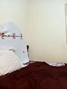Snapshot of Sahar_sexy chatting on 09-14-25, 03:33 Sahar sexy online show from 09-14-25, 03:33