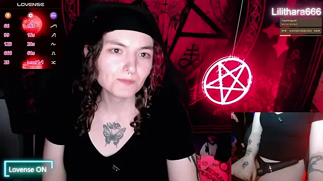 BrandiWRLD 999 online show from 10-30-25, 01:29