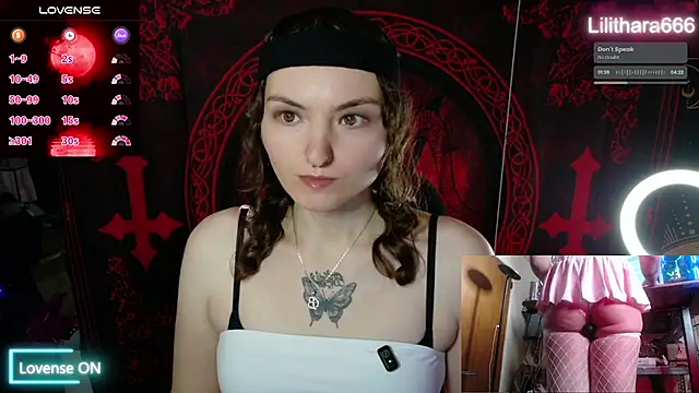 BrandiWRLD 999 online show from 11-21-25, 08:29