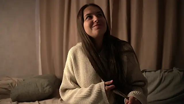 elisa moon online show from 10-17-25, 09:56