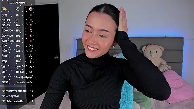 Snapshot of Deisy_sr chatting on 12-18-24, 01:45 Deisy sr online show from 12-18-24, 01:45