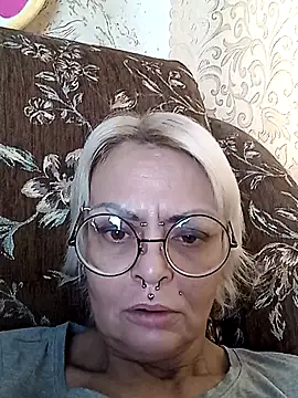 Gardener of Illusions online show from 10-20-25, 06:14